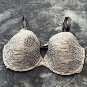 Victoria’s Secret Uplift Semi Bra